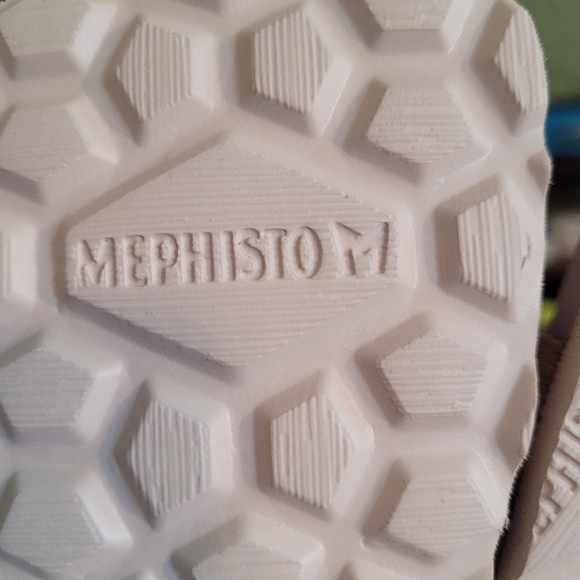 NWT Mephisto Kristal pink Sandvel Suede sandals - 37 (6.5 -7 US)     F16 - Picture 11 of 11